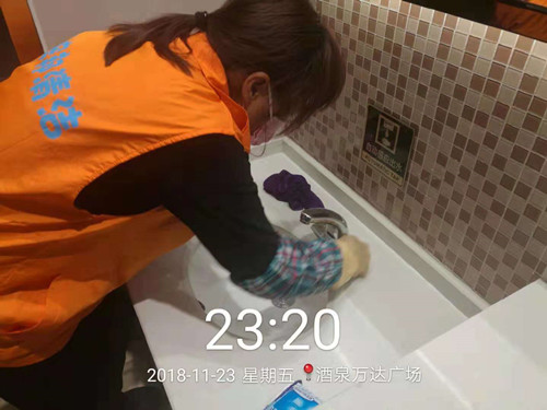 銀川區(qū)域8家萬達廣場衛(wèi)生間深度清潔